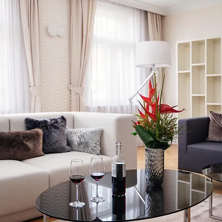 Apartament Revolucni Old Town Praga
